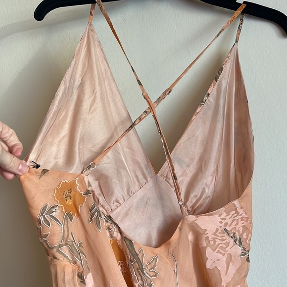 Angeline Dress - Picture 6 of 7